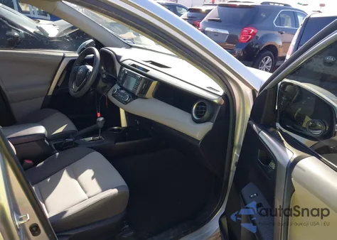 2013 Toyota Rav4 Xle z USA, uszkodzony, nr VIN JTMWFREV0DD000743